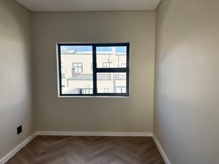 To Let 4 Bedroom Property for Rent in Sandown Western Cape